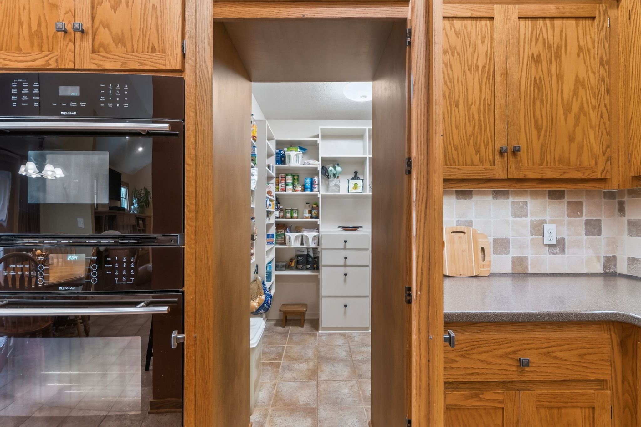 2301 Woodland Cir-040