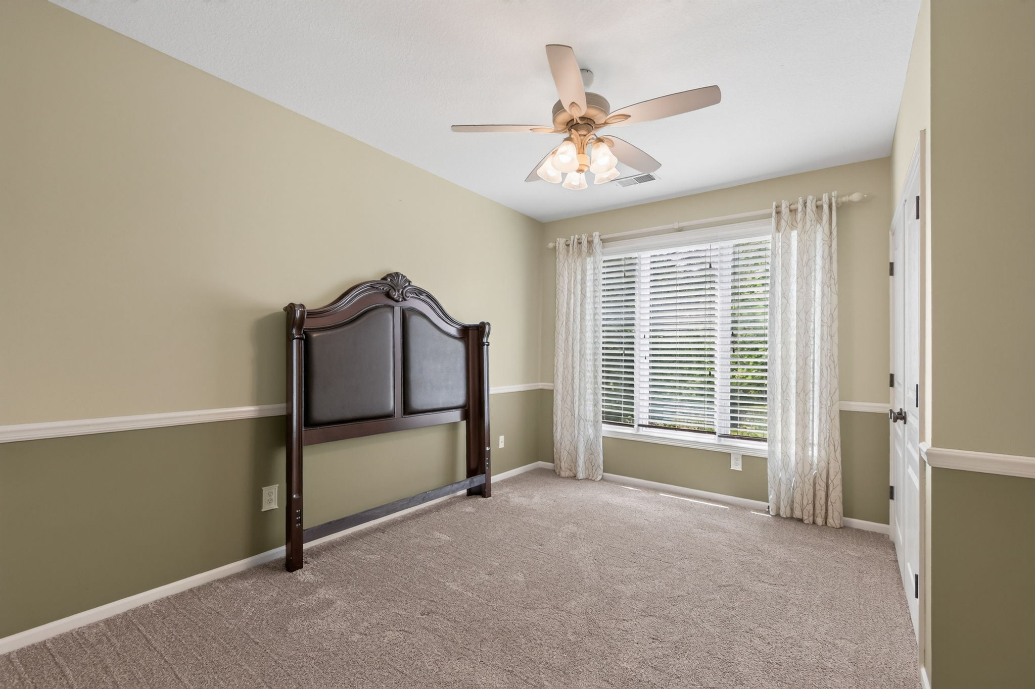 2301 Woodland Cir-064
