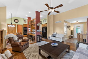 2301 Woodland Cir-034