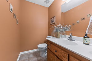 2301 Woodland Cir-043
