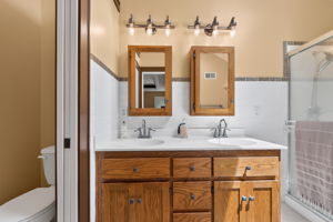 2301 Woodland Cir-053