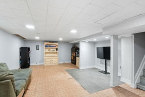  Photo 32