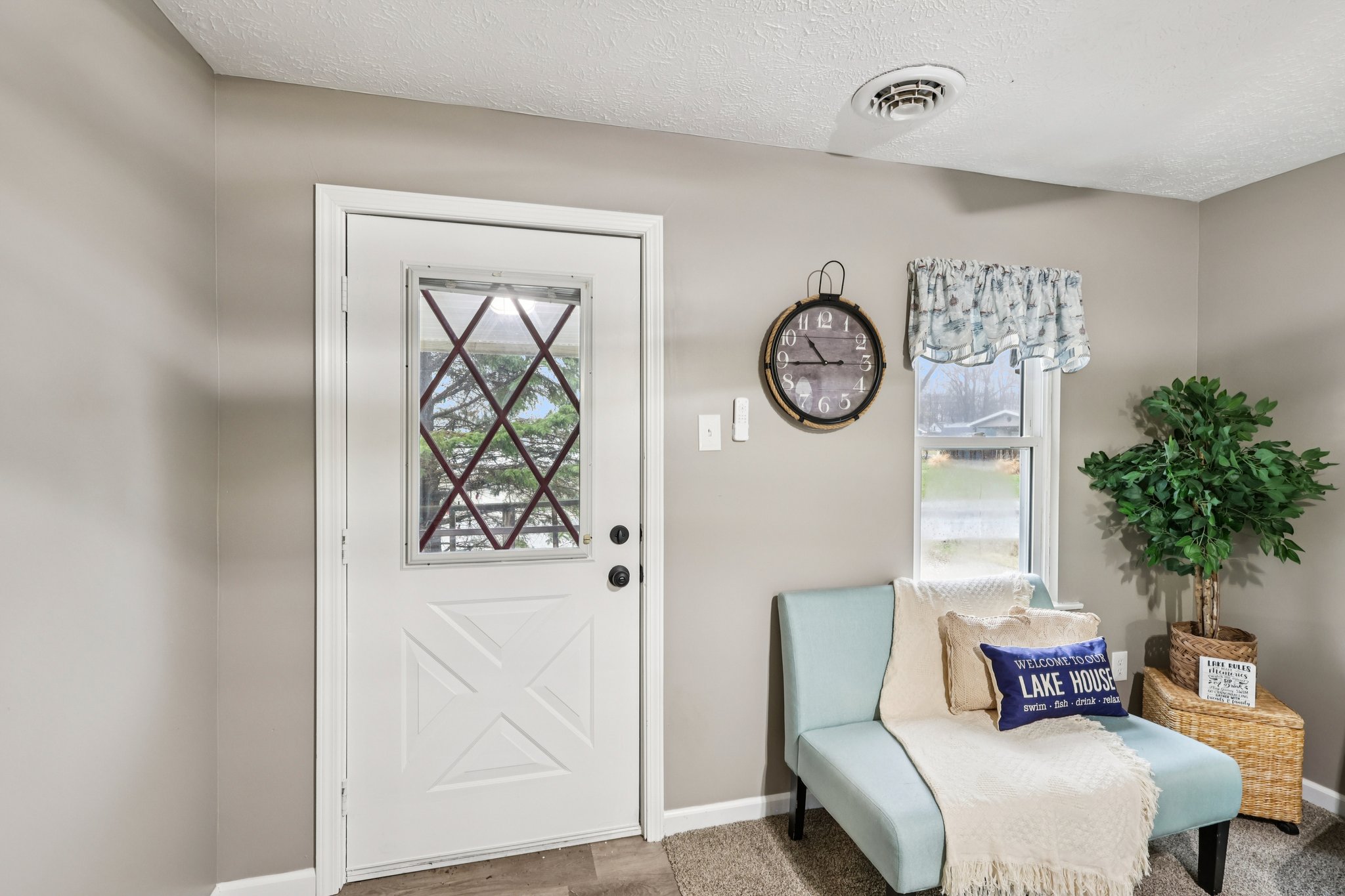 Morningside Ave-S1203-007.jpg