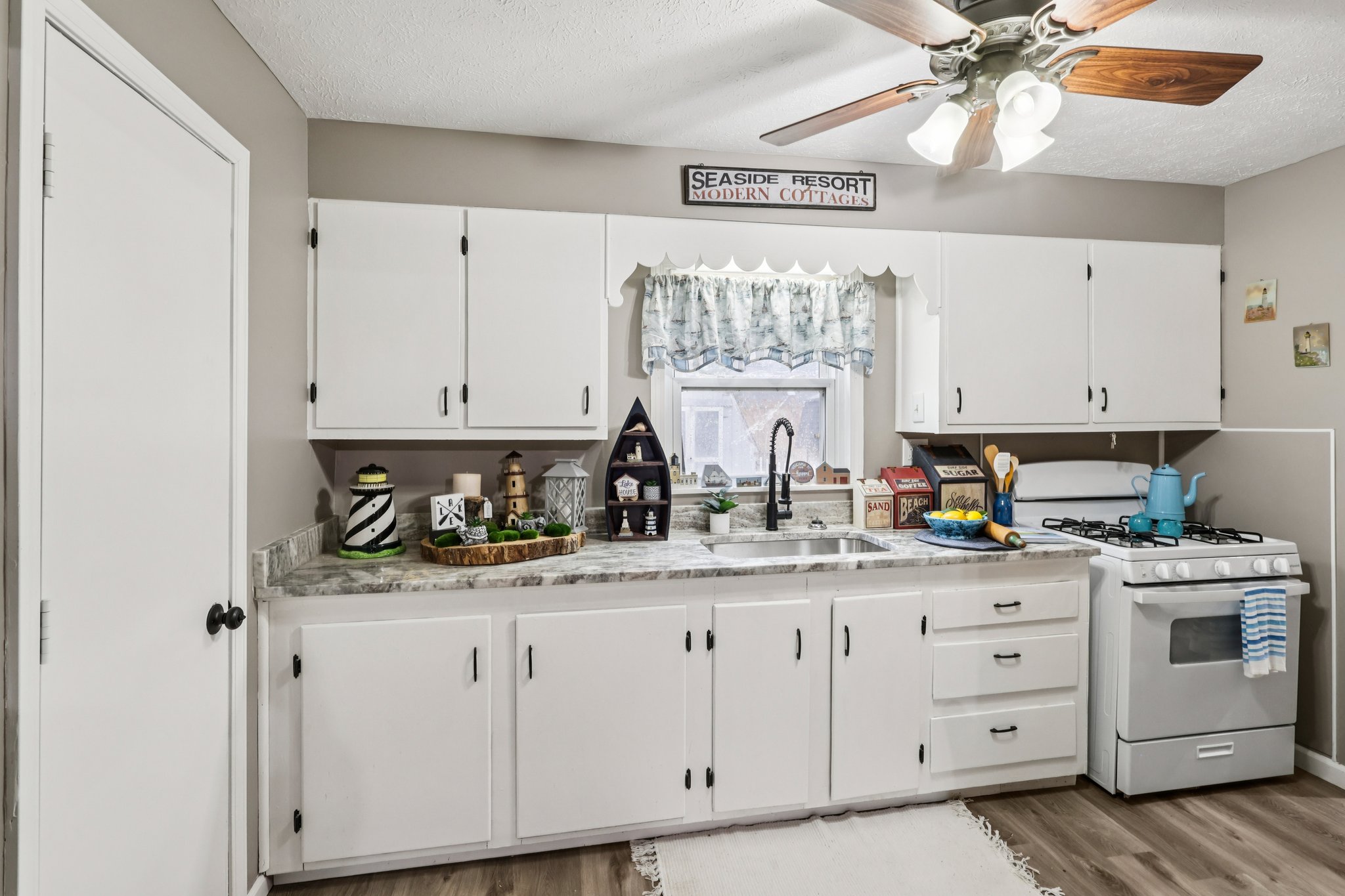 Morningside Ave-S1203-014.jpg