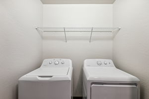  Photo 34