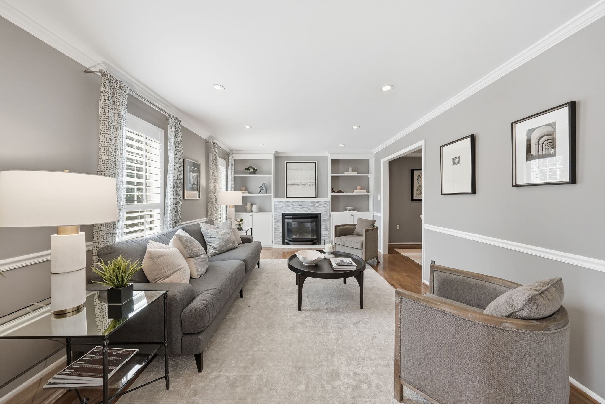 Gas fireplace