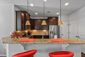 2304 S Lakeline Blvd #424, Cedar Park, TX 78613, USA Photo 9