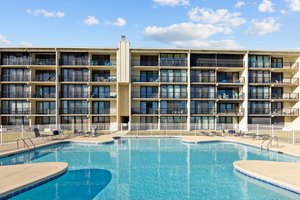 Oceanside Community Pool