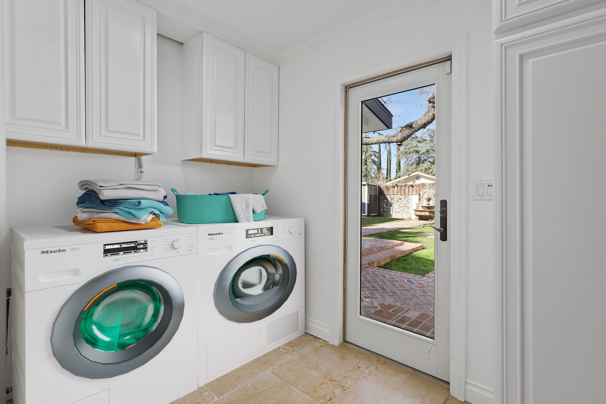 23059 Leonora Dr, Los Angeles, CA 91367 Selko Imaging