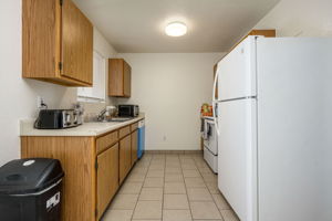  Photo 31