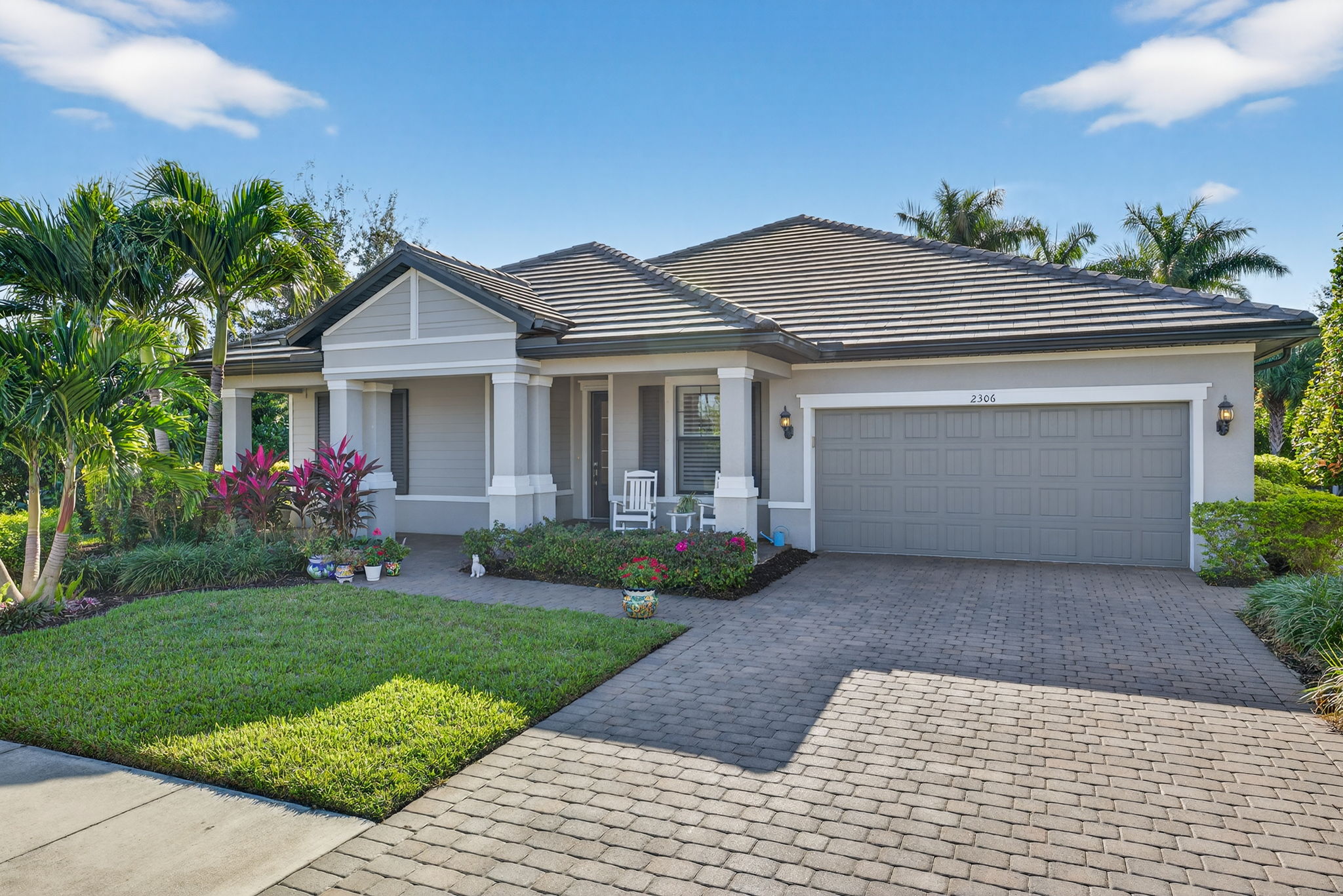 Front Exterior 4 of 4