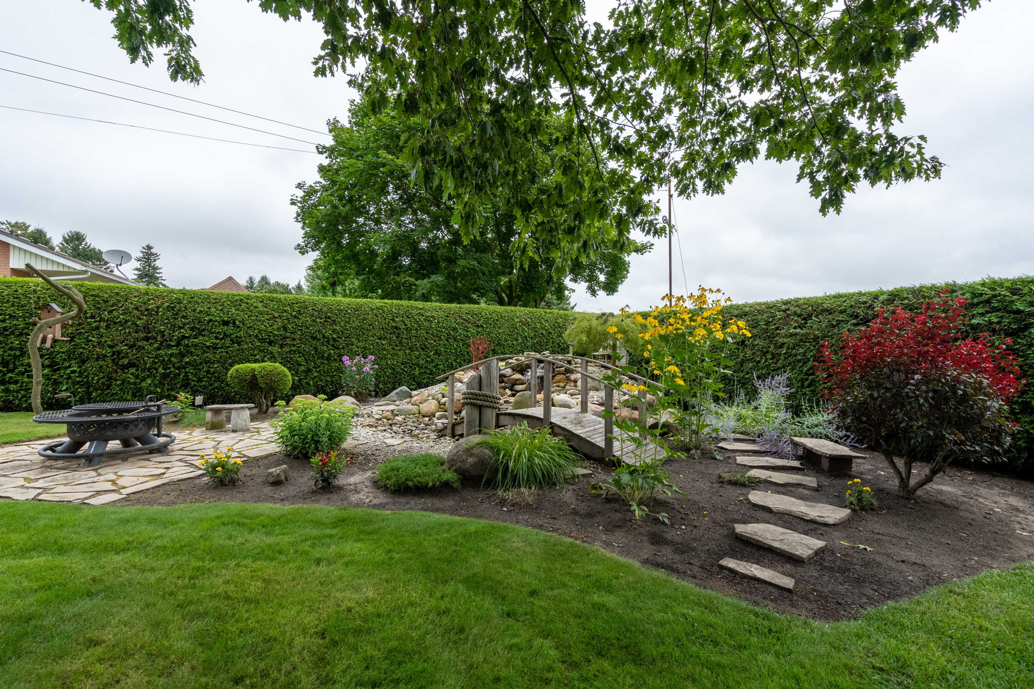  Photo 29