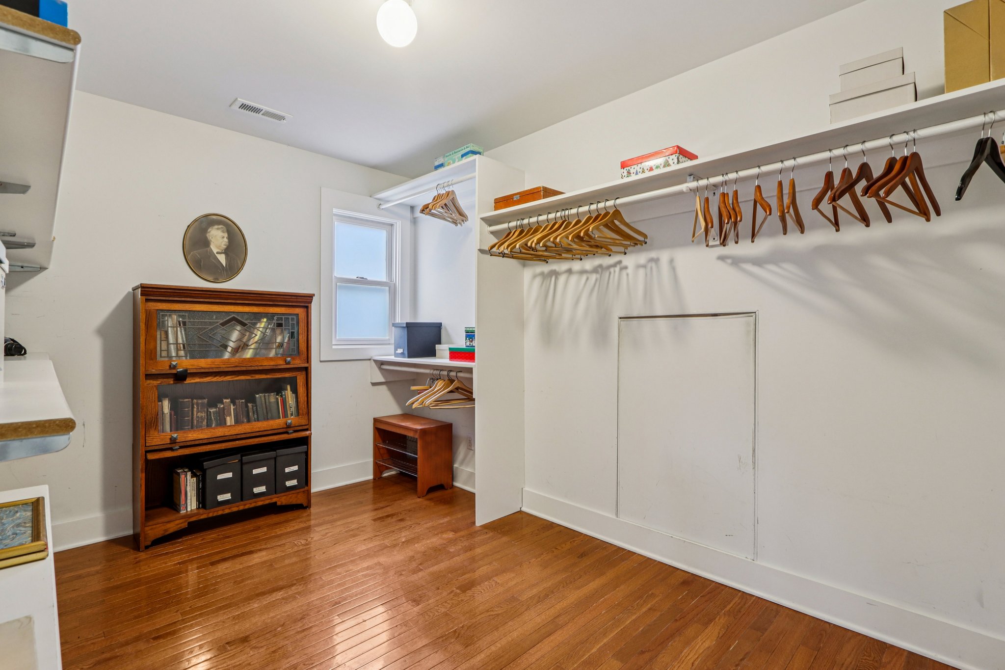 N Alabama St-S1401-027.jpg