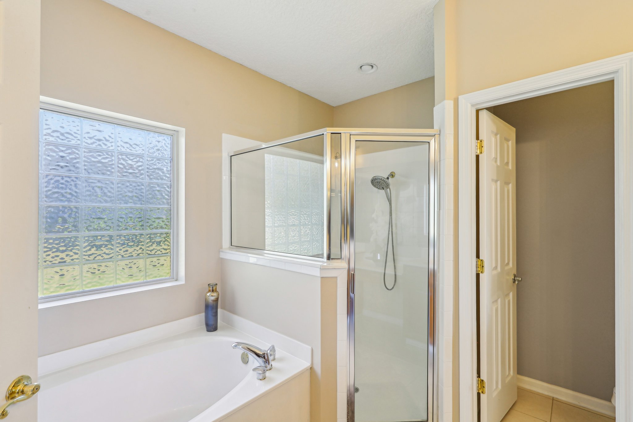 S Brook Dr-039.jpg