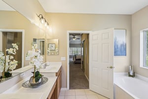 S Brook Dr-040.jpg