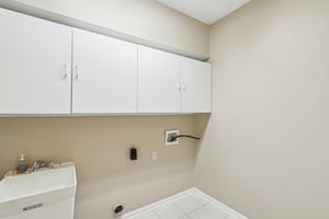 S Brook Dr-041.jpg