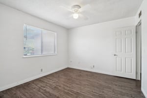 Forry St-0105-011.jpg
