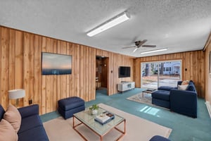 DSC_8883 virtually staged.jpeg