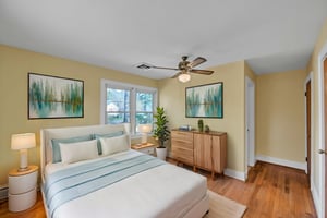 DSC_8934 virtually staged.jpeg