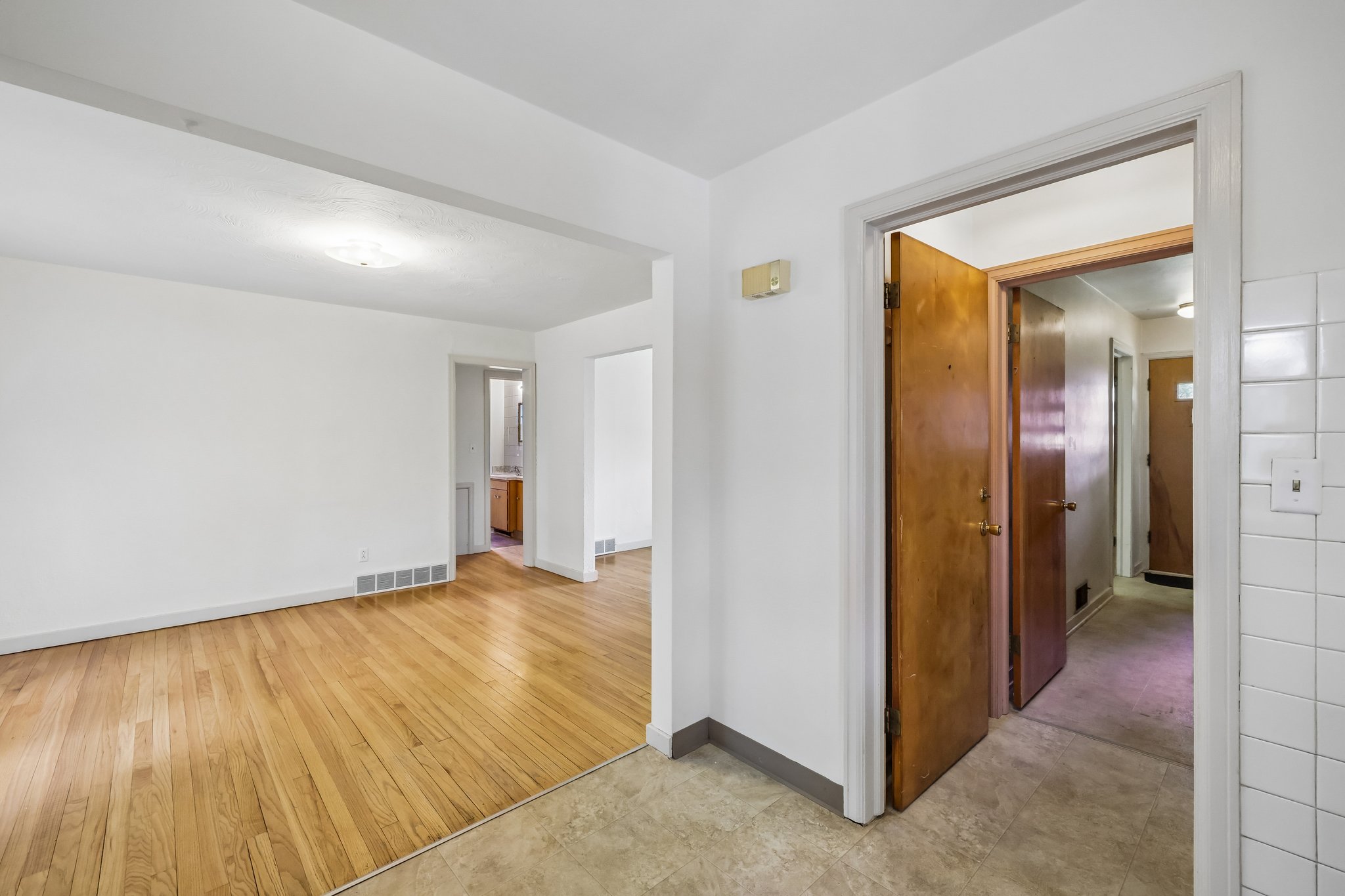 Coolidge St-S1906-017.jpg