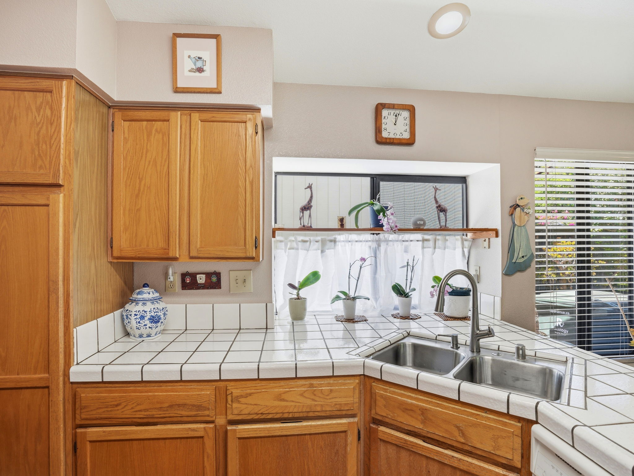 016_F8_231 Breezewalk Dr