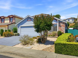 002_F8_231 Breezewalk Dr