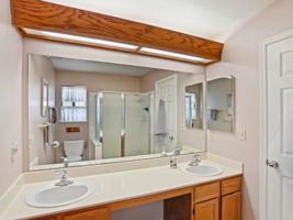 037_F8_231 Breezewalk Dr