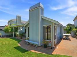 046_F8_231 Breezewalk Dr