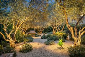 02 - Walkway (Twilight)