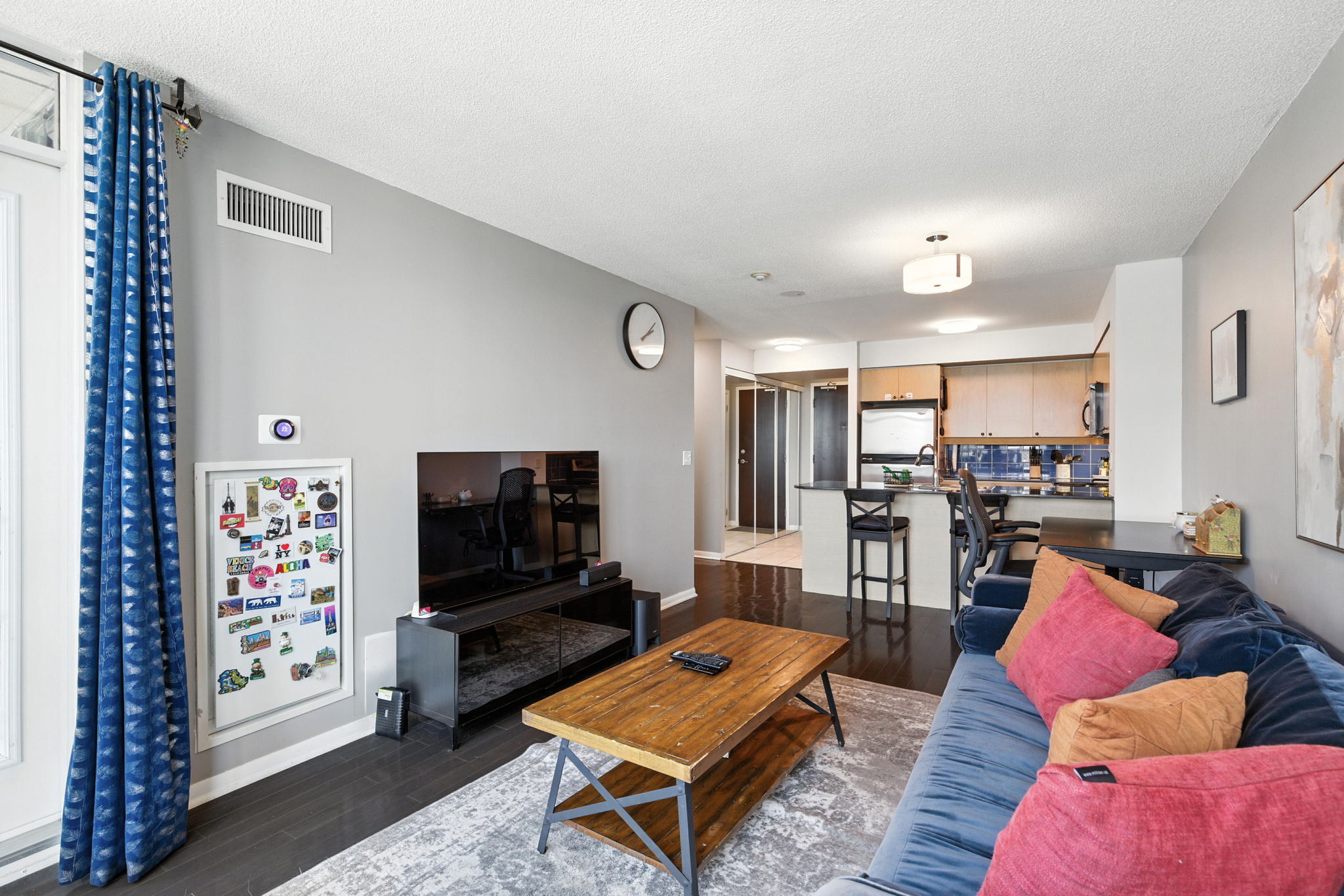 Toronto property showcase — delivered property photograph 3