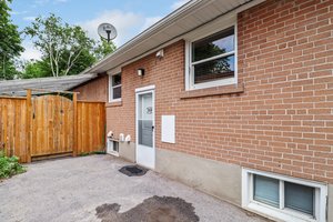  231 Penn Ave, Newmarket, ON L3Y 2S4, US Photo 13