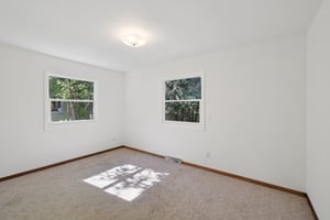 Ravenswood Rd-S0910-031.jpg