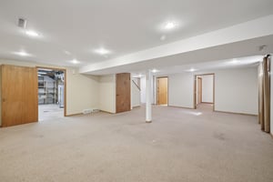 Ravenswood Rd-S0910-053.jpg