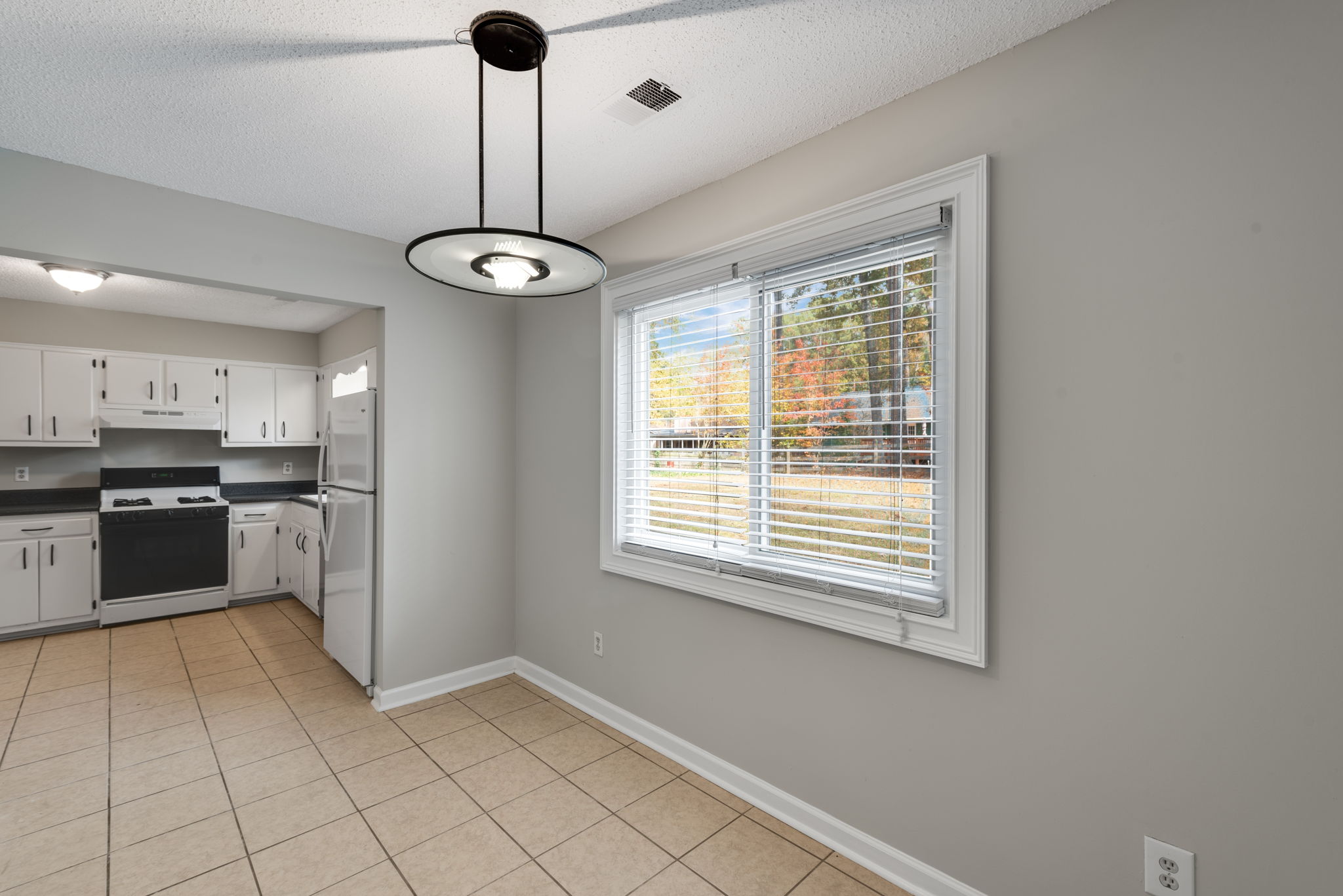 2310 Rock Creek Dr, Marietta, GA 30064, USA Photo 18