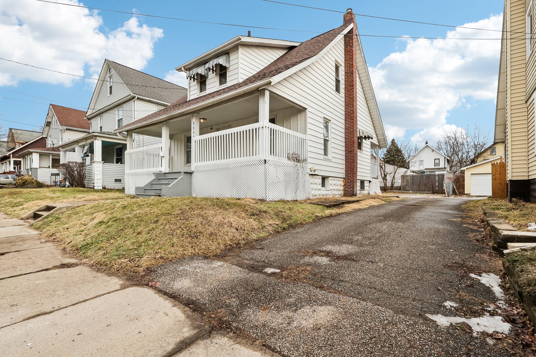 12th St SW-003.jpg