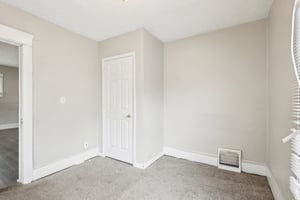 12th St SW-010.jpg