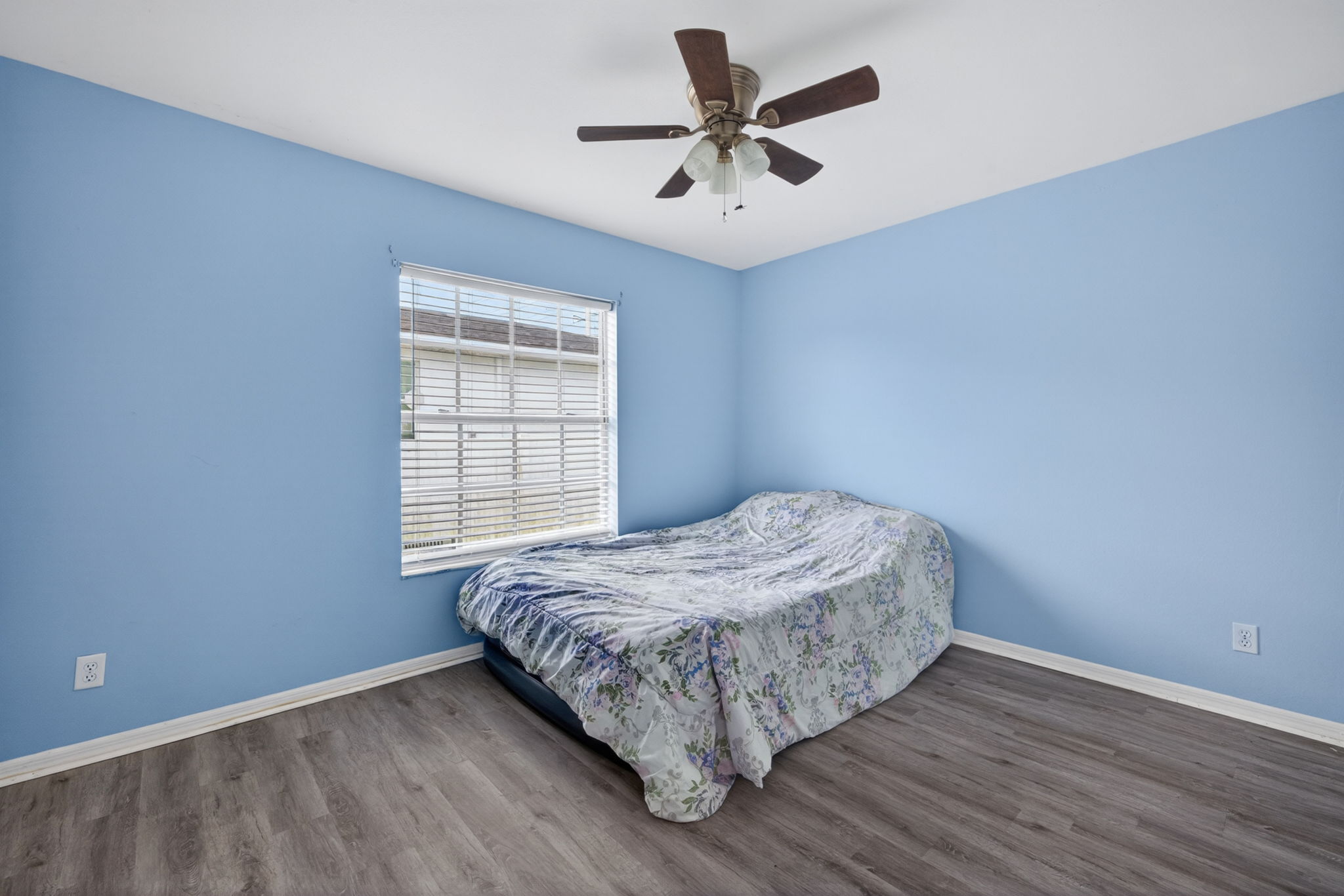 Guest Bedroom 1