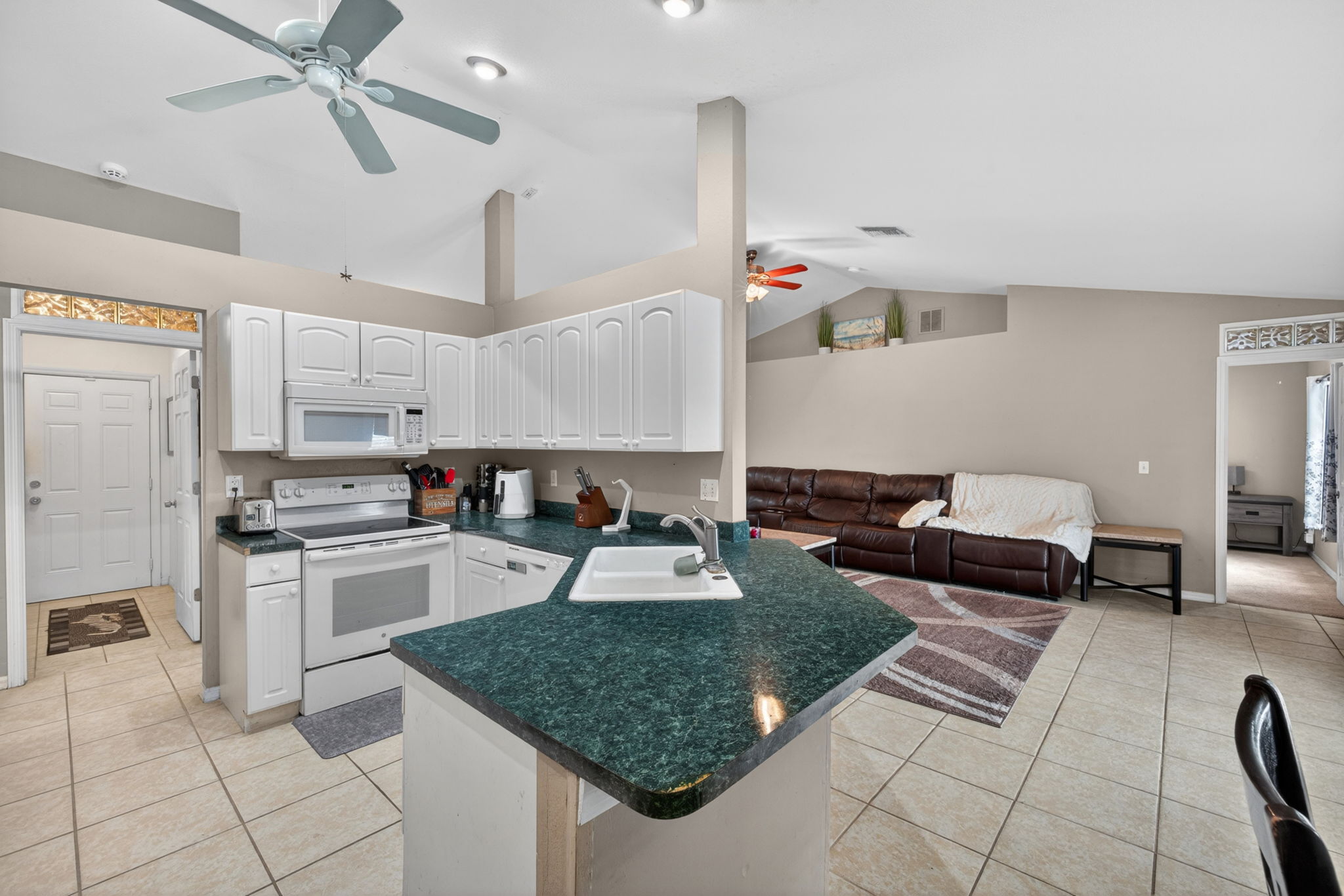 Kitchen 1