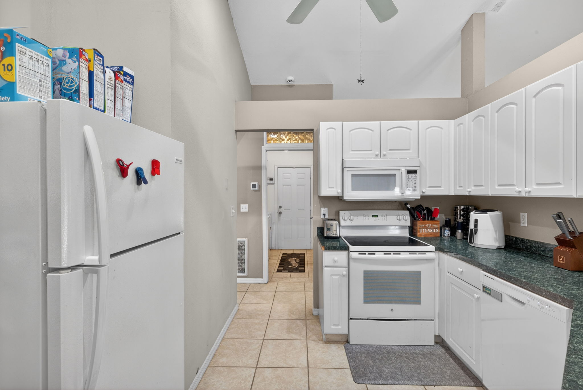 Kitchen 3