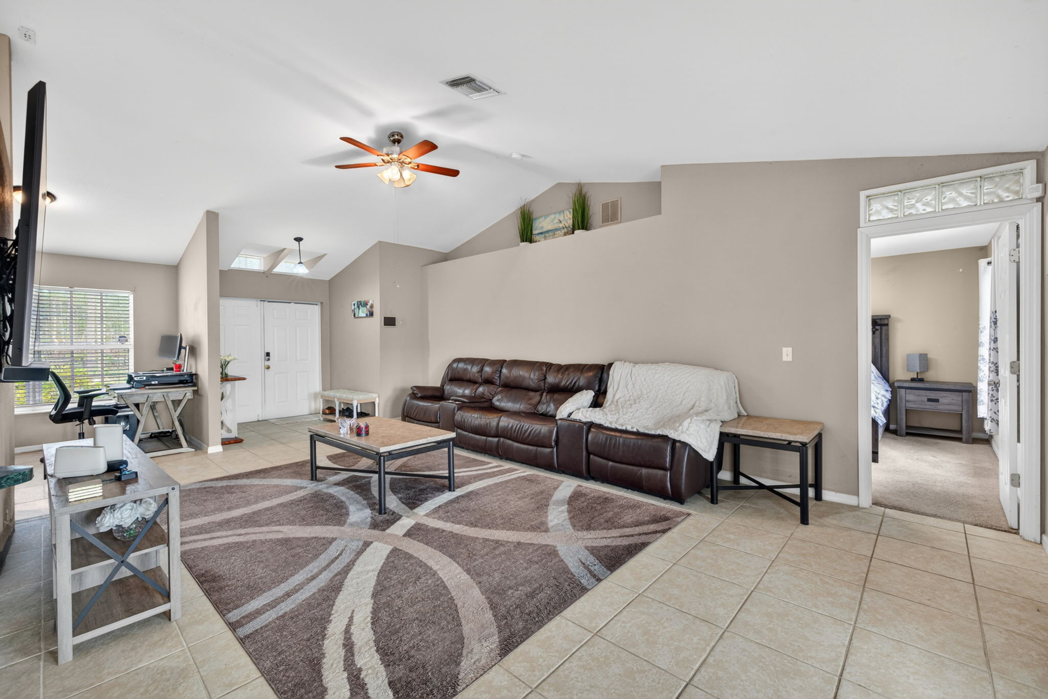 Living Room 4
