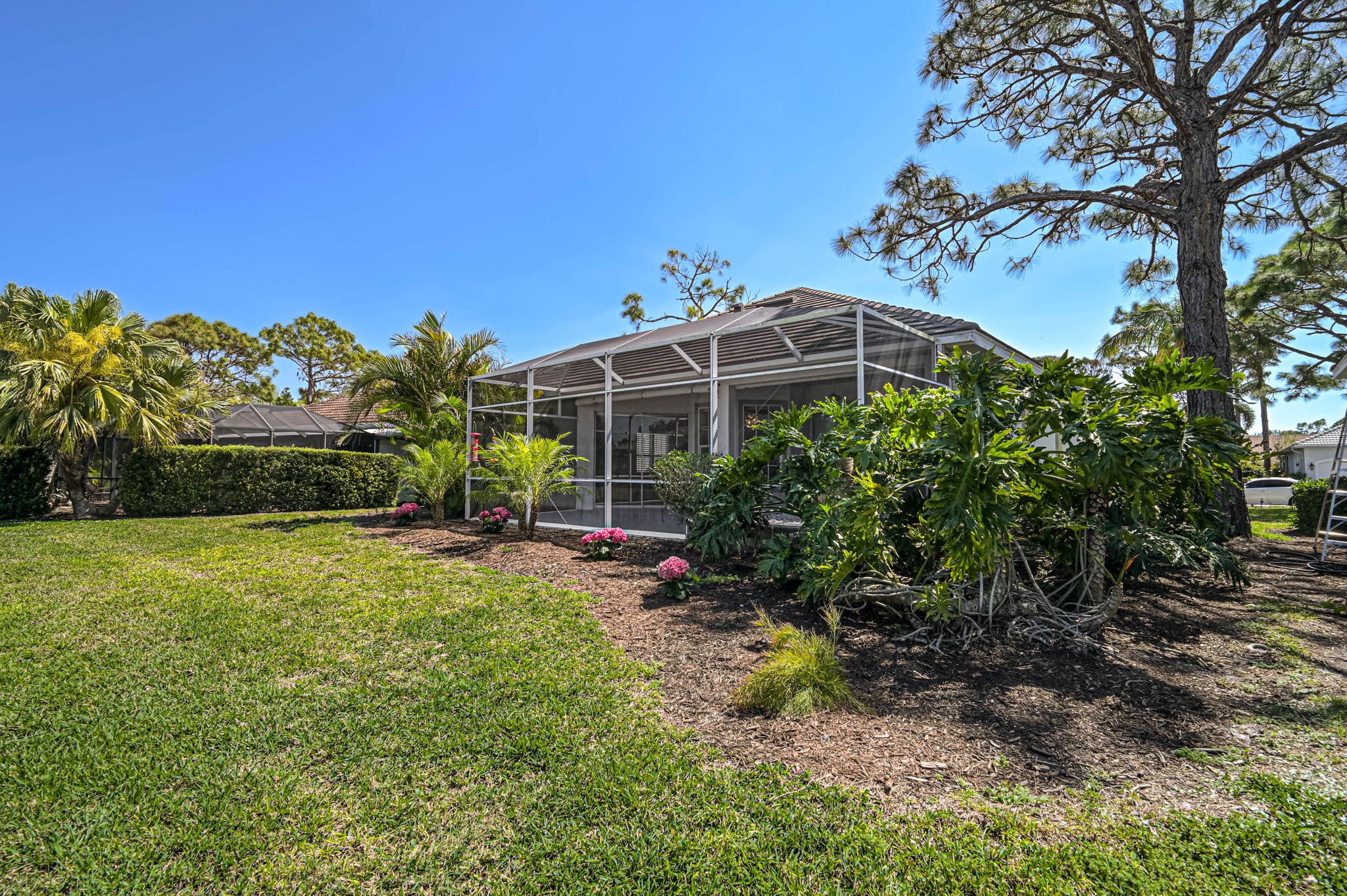 2311 Falcon Trace Ln-33