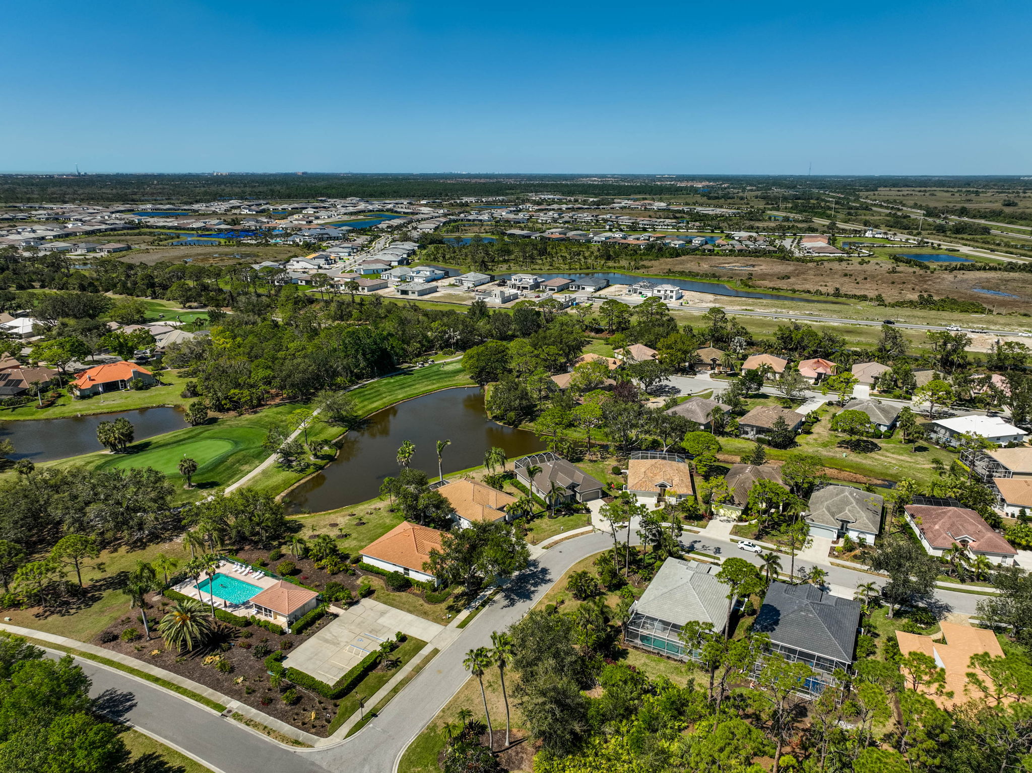 2311 Falcon Trace Ln-40