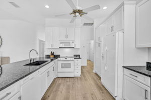 2311 Falcon Trace Ln-19