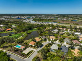2311 Falcon Trace Ln-40