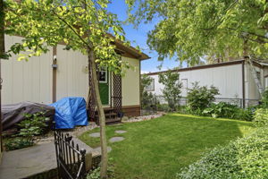  Photo 30