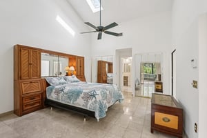 89th St NW-S1907-017.jpg