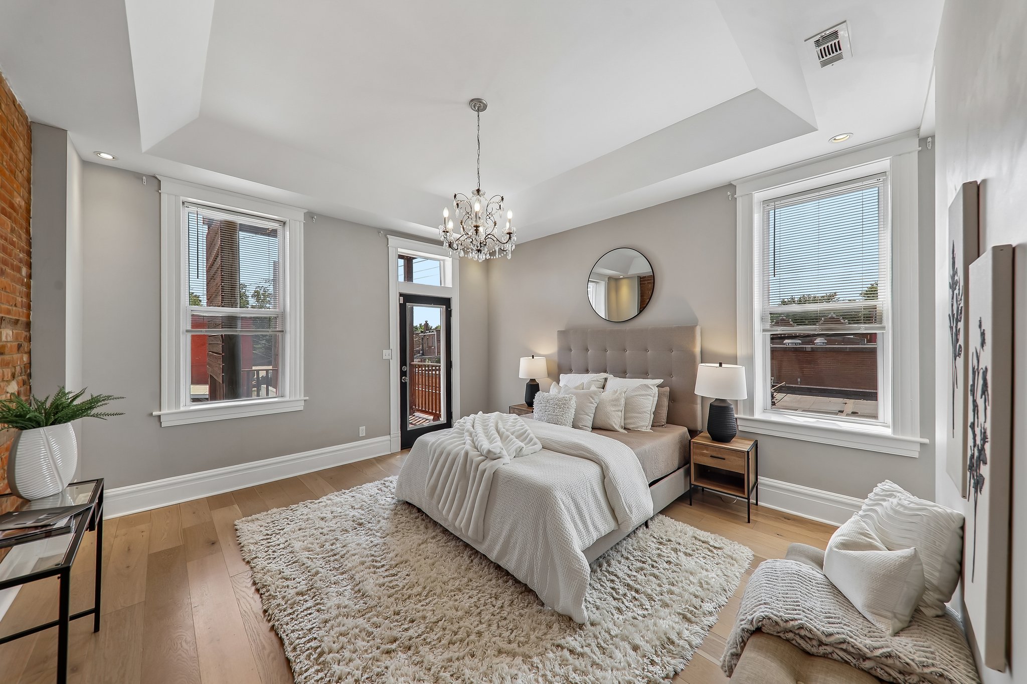 2312 Pestalozzi St-S1706-019.jpg