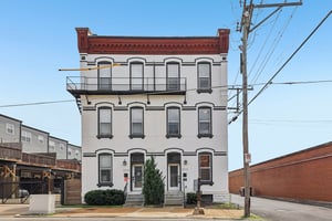 2312 Pestalozzi St-S1706-004.jpg