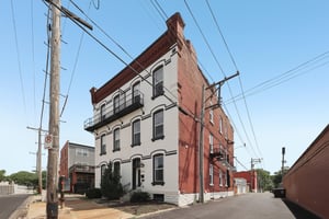 2312 Pestalozzi St-S1706-005.jpg