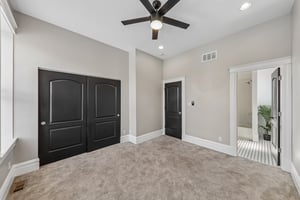 2312 Pestalozzi St-S1706-032.jpg